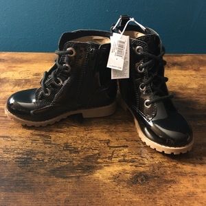 Old navy patent leather combat boot size 8T NWT